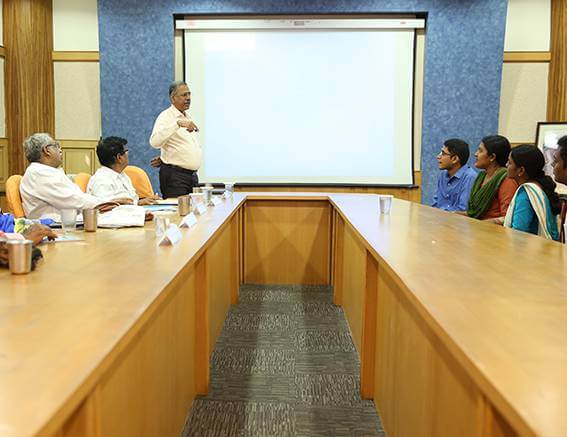 group discussion session at chinmaya IAS academy